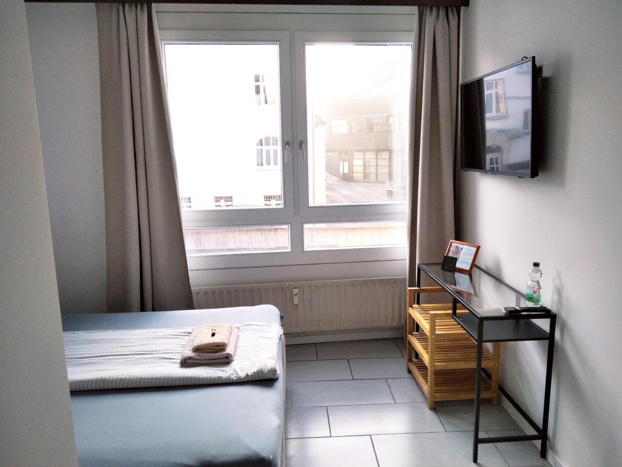 Sroom 118 And 119 In Center Reutlingen Exteriör bild